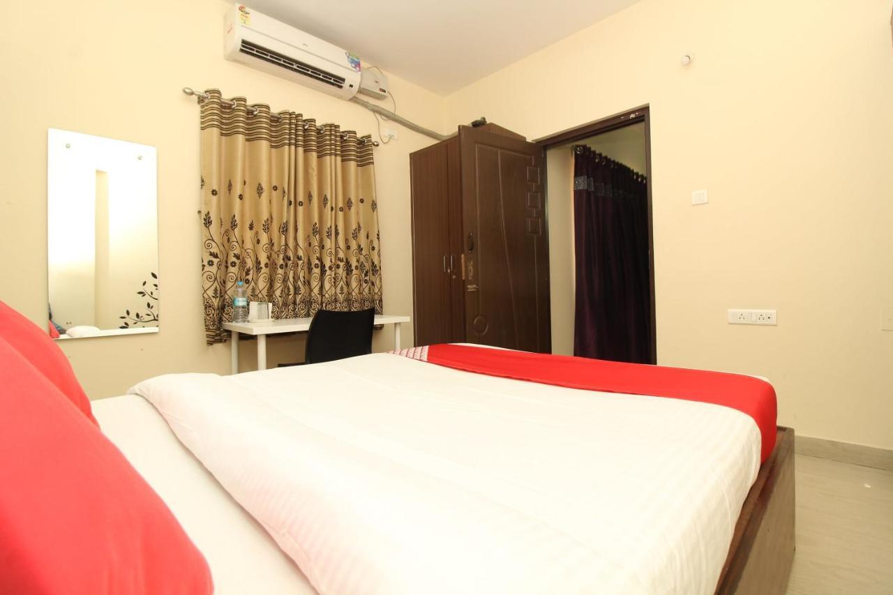 Namo Suites Hyderabad Eksteriør billede