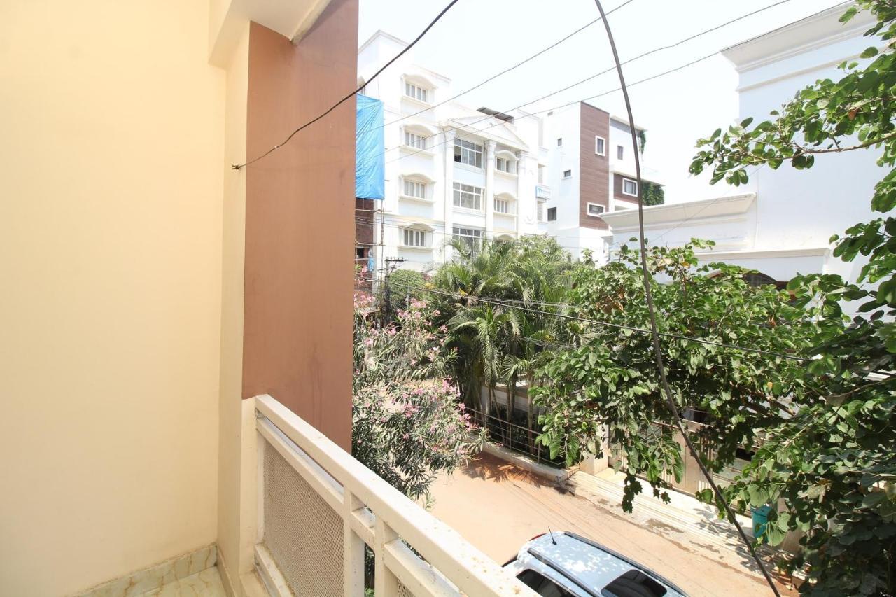 Namo Suites Hyderabad Eksteriør billede