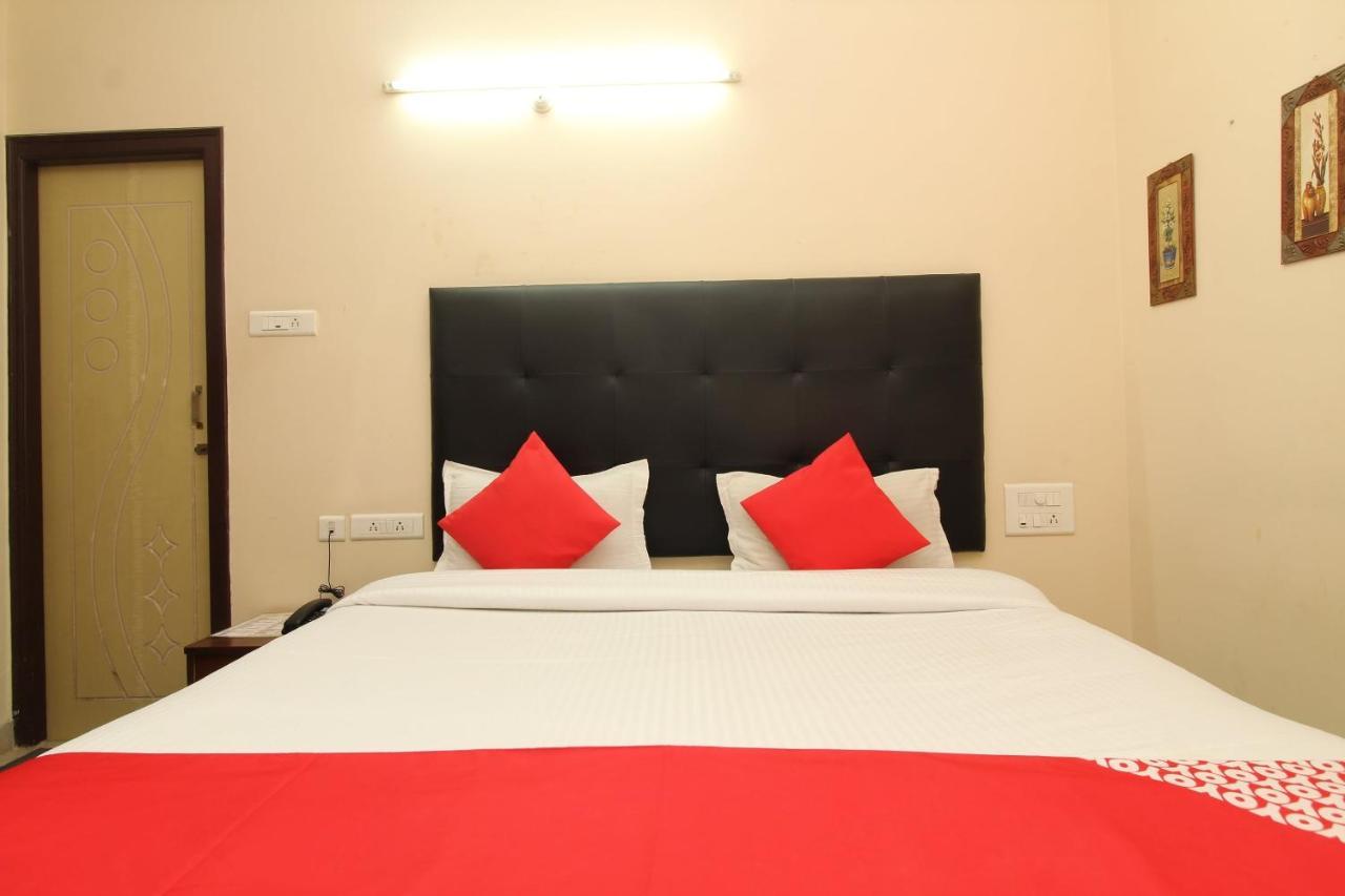 Namo Suites Hyderabad Eksteriør billede