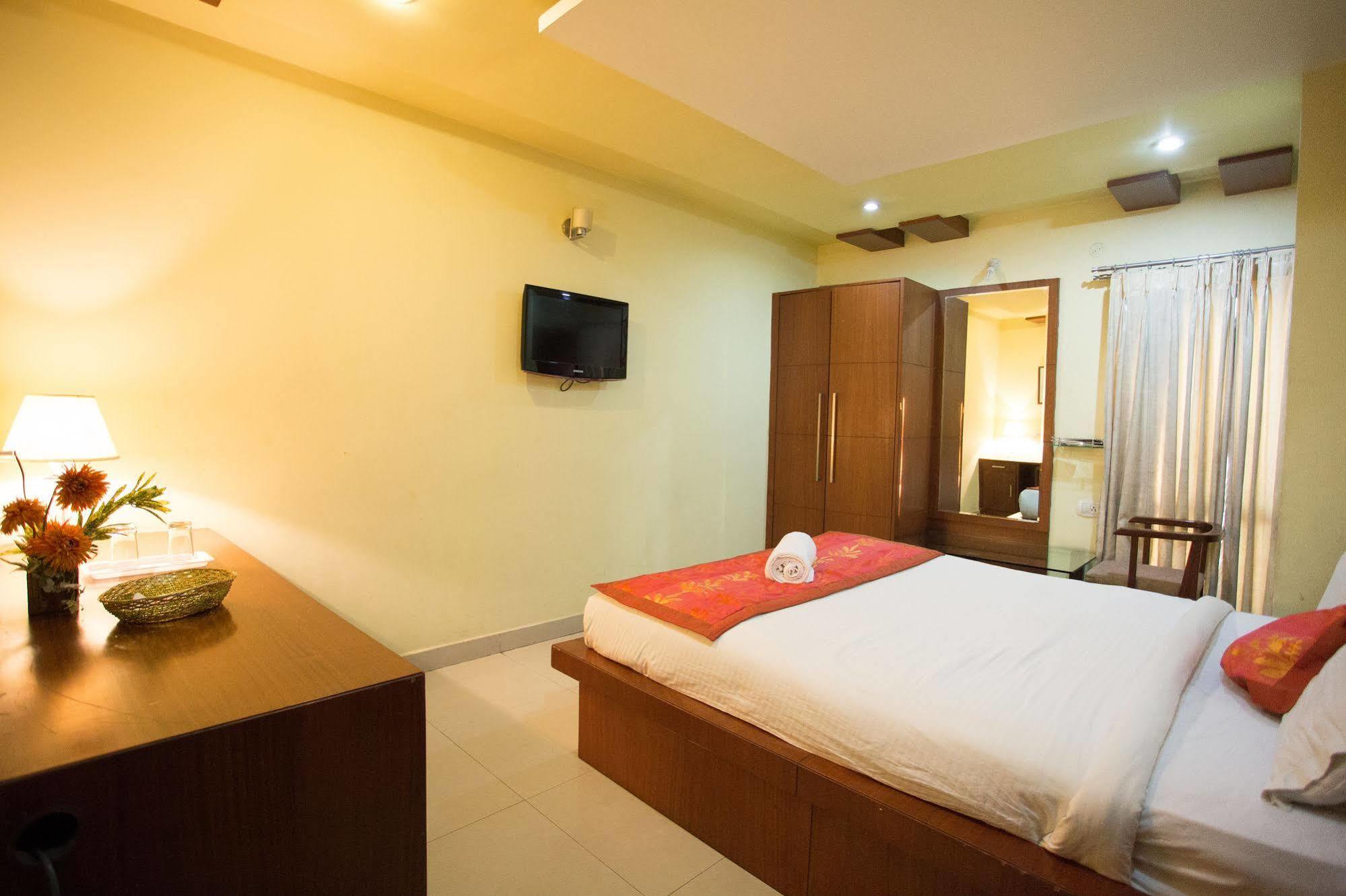 Namo Suites Hyderabad Eksteriør billede